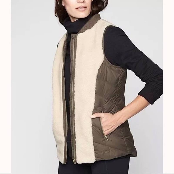 Athleta Responsible Down Tunda Fur Vest - Picture 8 of 8
